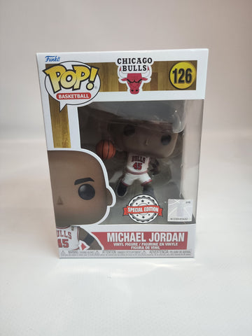 Chicago Bulls - Michael Jordan (126)
