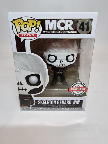 MCR - Skeleton Gerard Way (41)