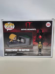IT - Pennywise in Gutter (584)